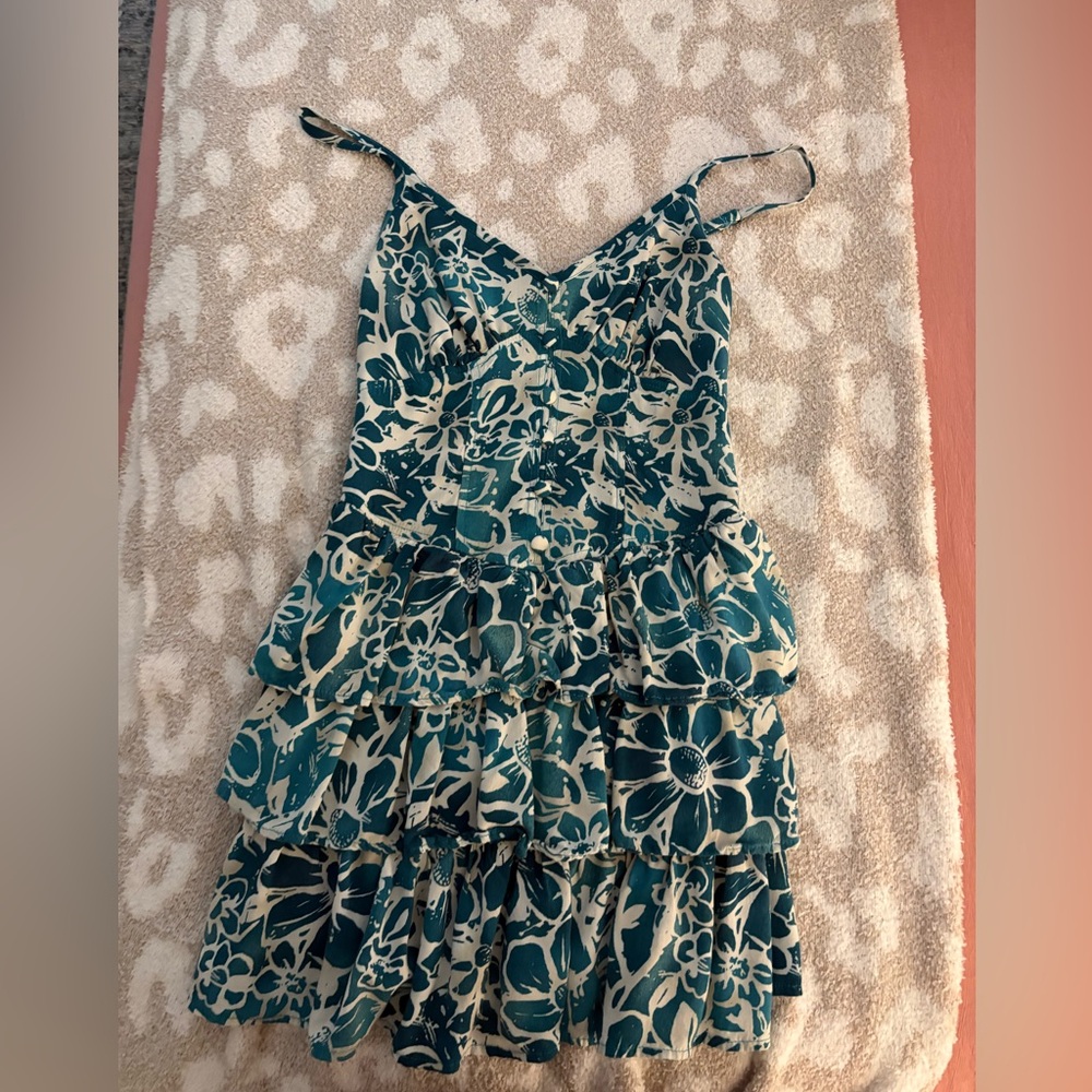green dress 
xxs 
wild fable